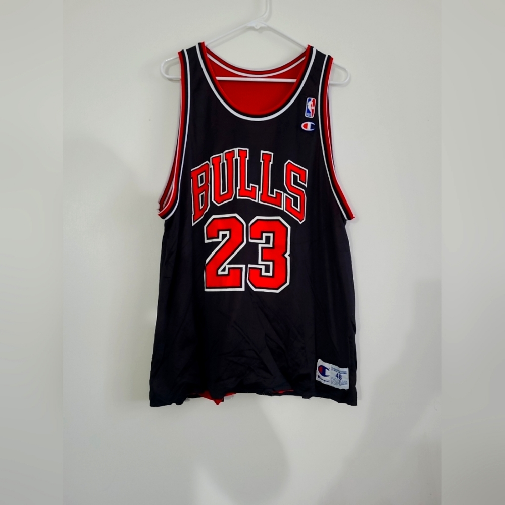 Vintage Champion Michael Jordan No.23 Bulls Jersey Reversible Sz 48 Black/Red